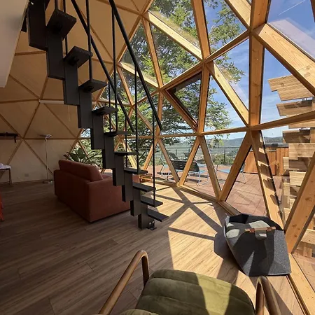 Dome Orbe-insolite-sauna-bain-nordique-climatise Orman Evi Hommert